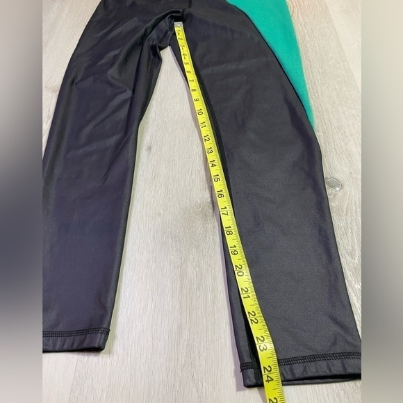 Zyia Active Jade River Stone Metallic Light n Tight Hi-rise 7/8, size 12 - Picture 7 of 9